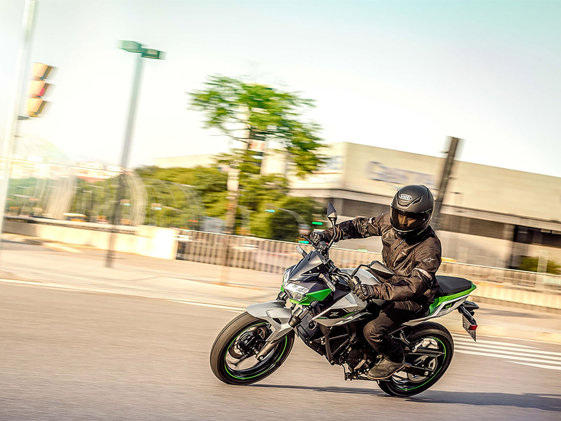 2024 Kawasaki Z e-1 ABS in Santa Maria, California - Photo 8