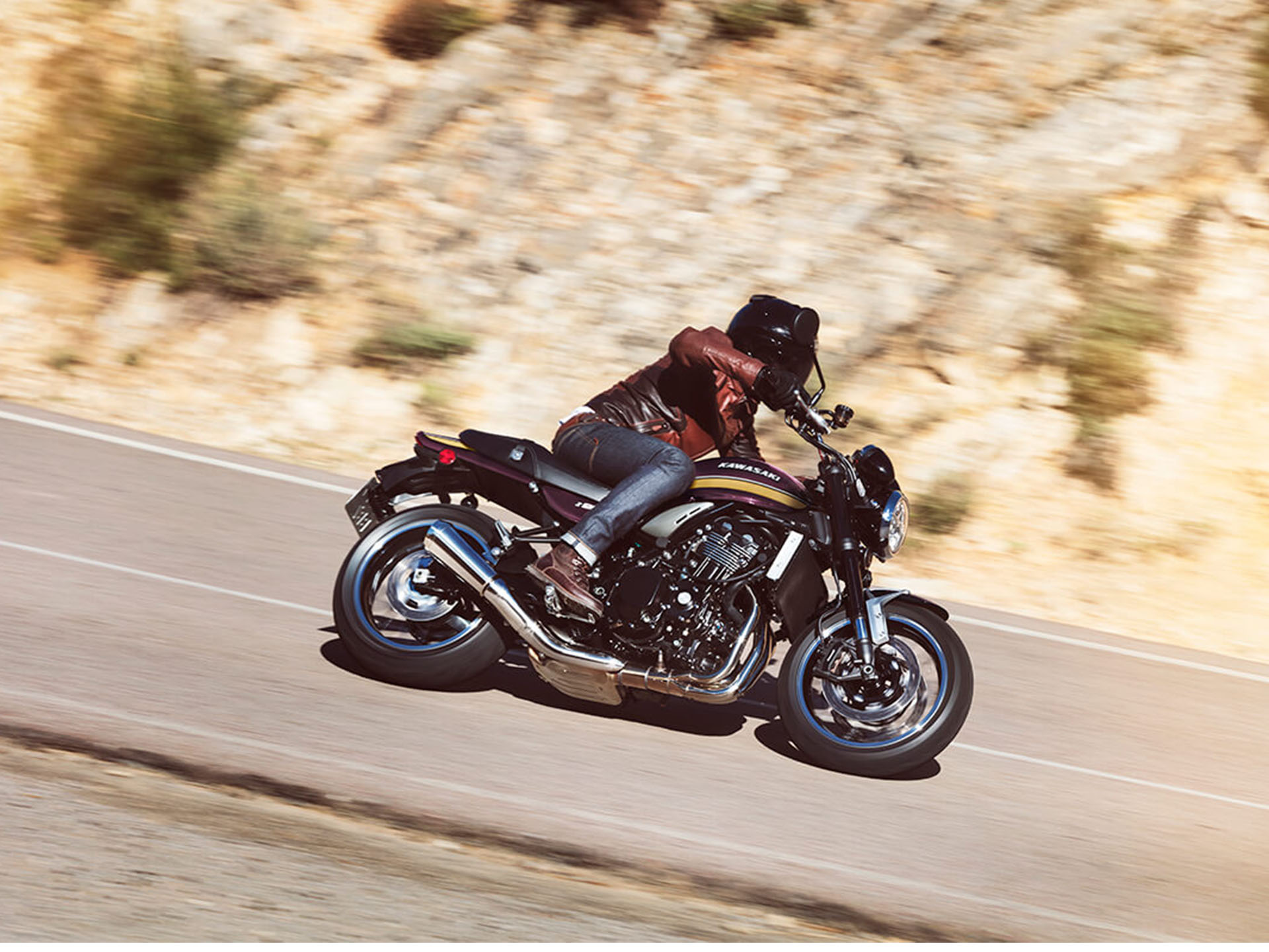 2025 Kawasaki Z900RS ABS in Hollister, California - Photo 14