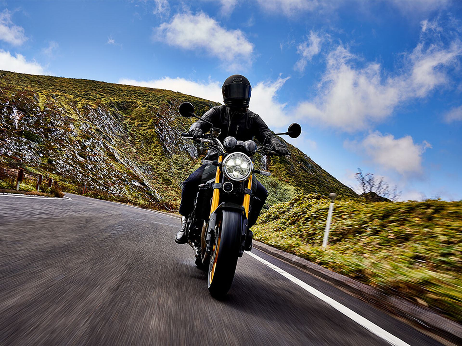 2025 Kawasaki Z900RS SE ABS in Eugene, Oregon - Photo 4