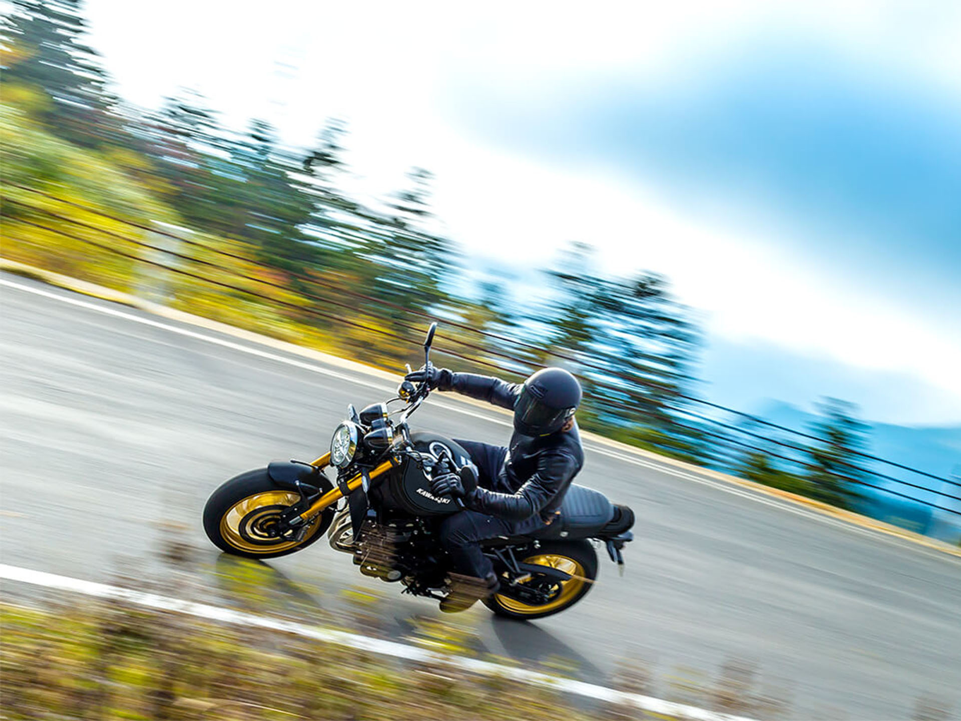 2025 Kawasaki Z900RS SE ABS in Eugene, Oregon - Photo 5
