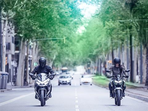 2024 Kawasaki Ninja e-1 ABS in Santa Maria, California - Photo 16
