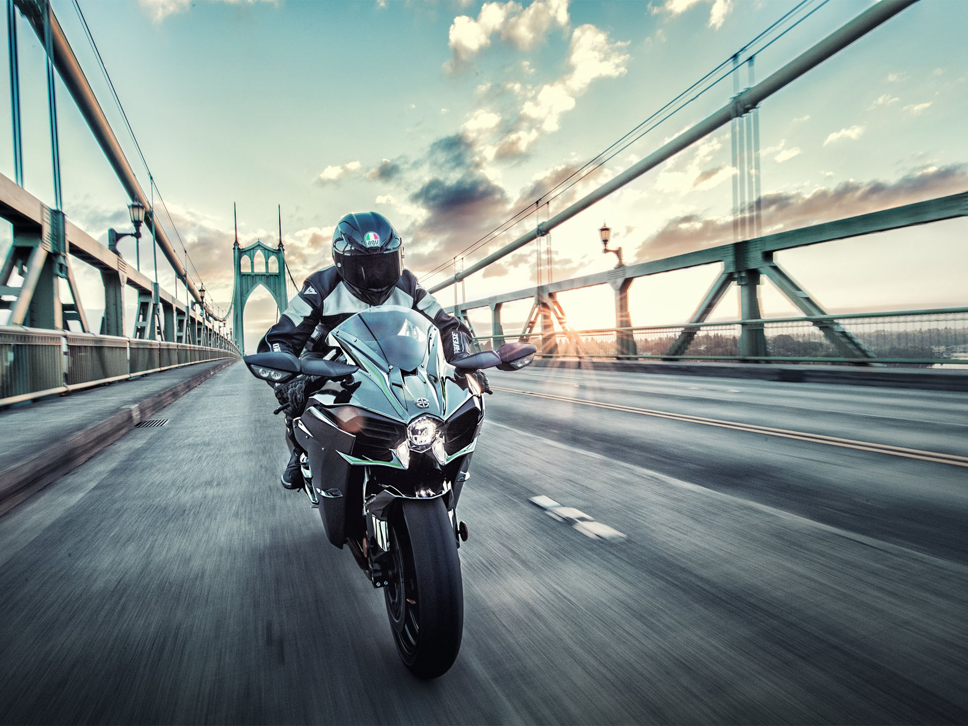 2025 Kawasaki Ninja H2 ABS in Marietta, Ohio - Photo 4