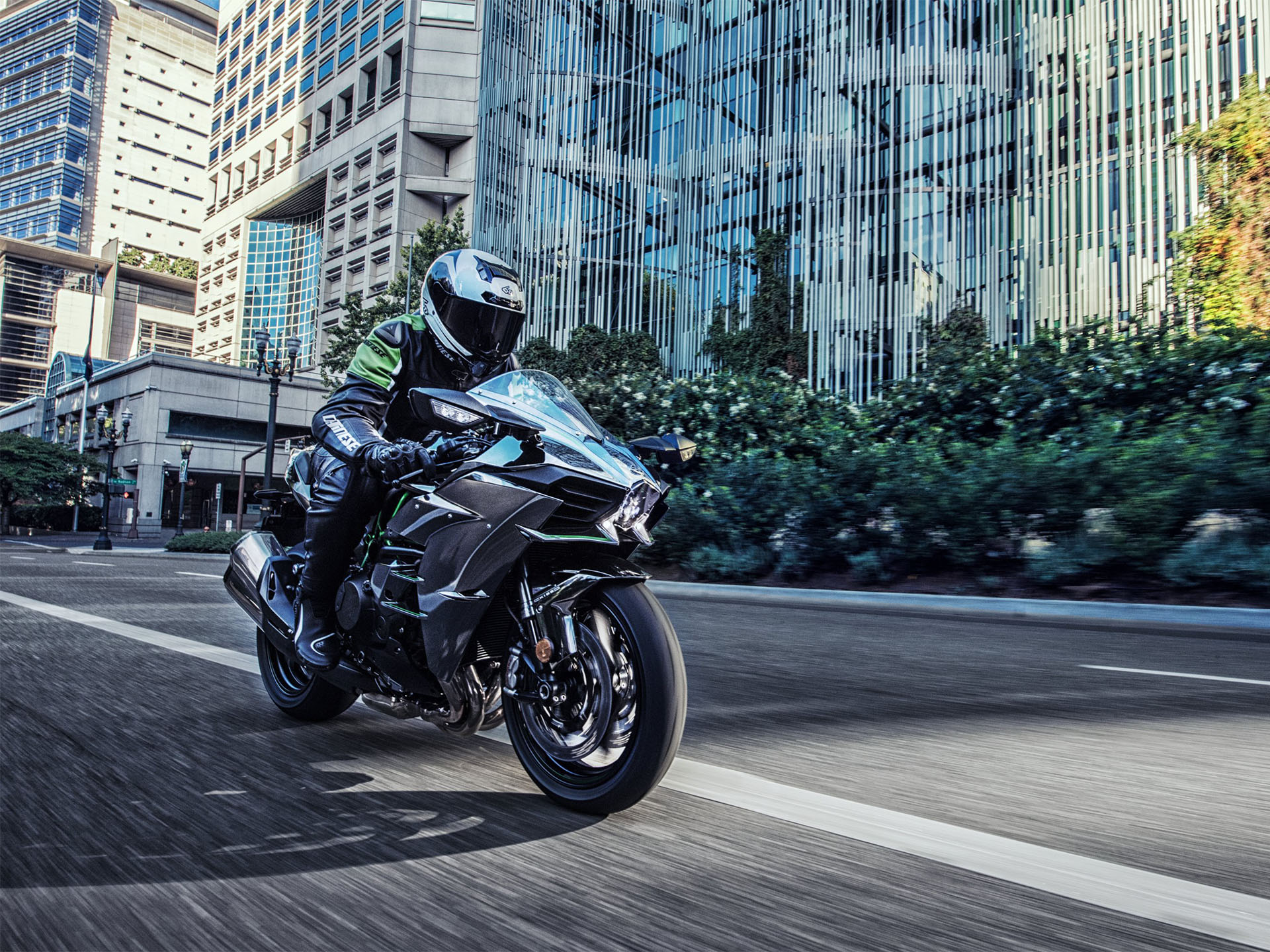 2025 Kawasaki Ninja H2 ABS in Marietta, Ohio - Photo 6