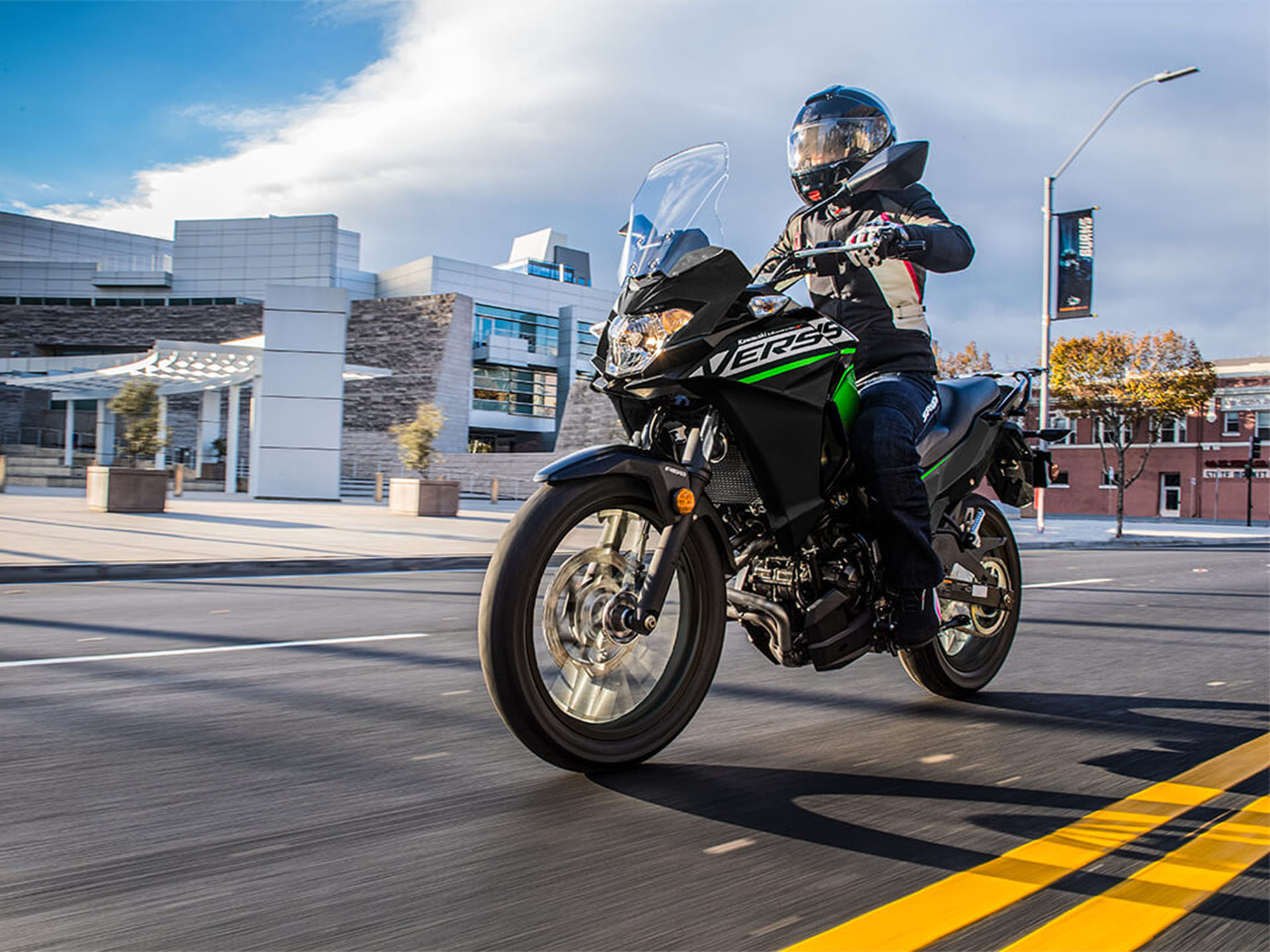 2025 Kawasaki Versys-X 300 ABS in Santa Maria, California - Photo 4