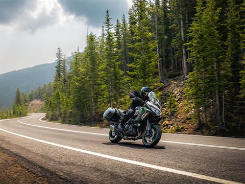 2025 Kawasaki Versys 1100 SE LT ABS in North Bend, Oregon - Photo 6
