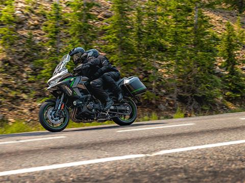 2025 Kawasaki Versys 1100 SE LT ABS in North Bend, Oregon - Photo 7