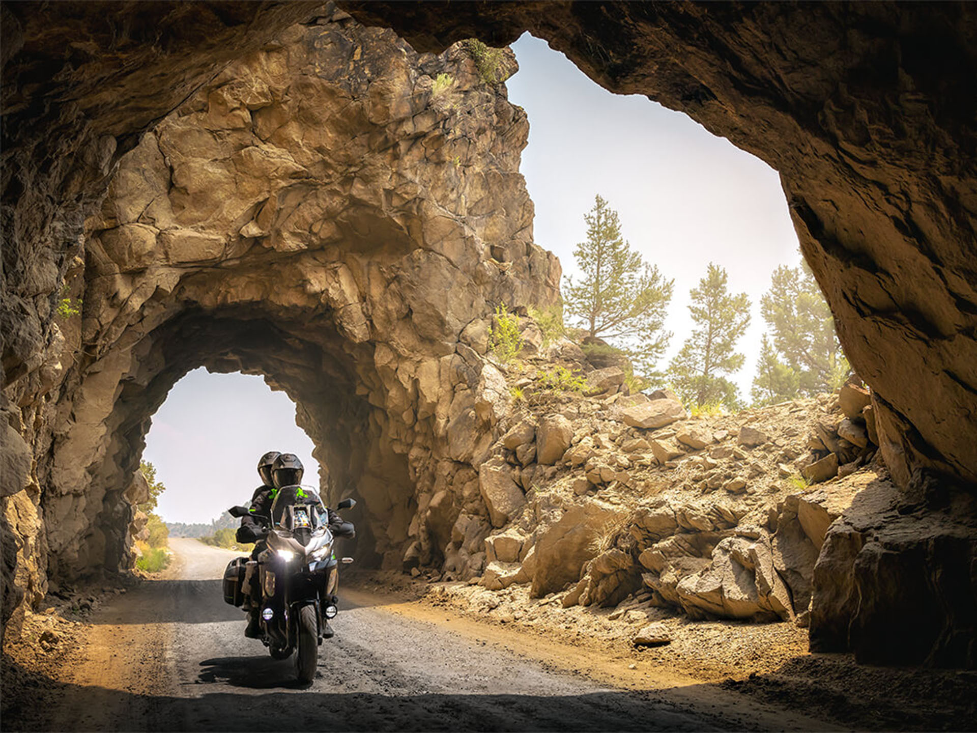 2025 Kawasaki Versys 1100 SE LT ABS in North Bend, Oregon - Photo 11