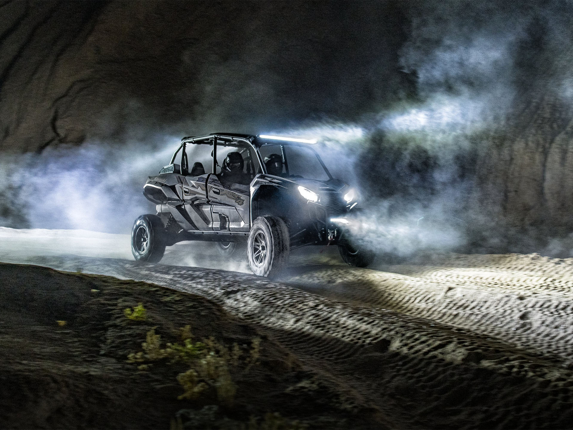 2025 Kawasaki Teryx KRX4 1000 Blackout Edition in Columbia, Missouri - Photo 19