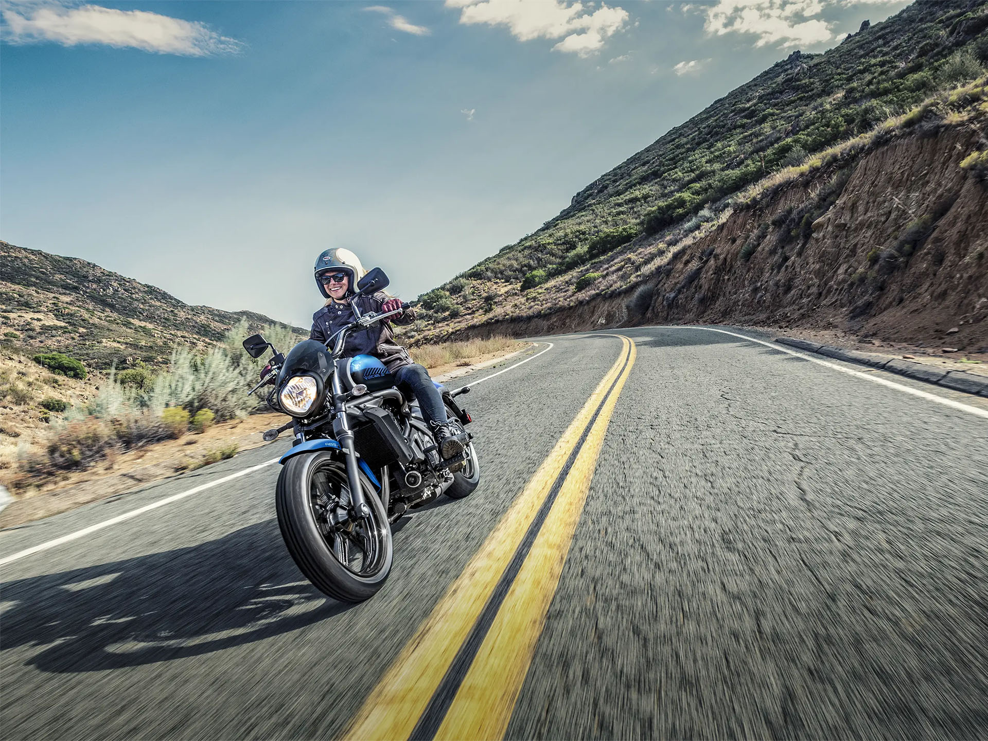 2026 Kawasaki Vulcan S Cafe ABS in Tyngsboro, Massachusetts - Photo 6