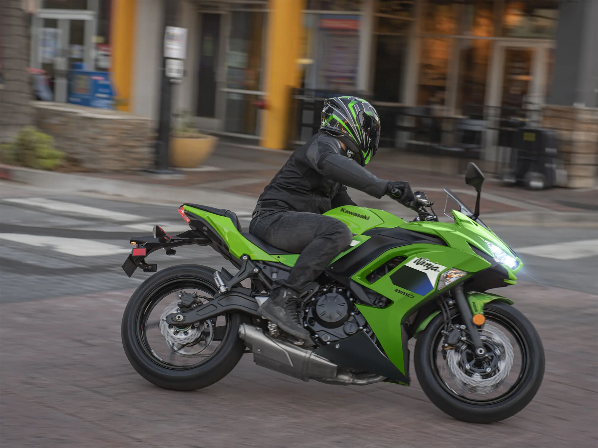 2026 Kawasaki Ninja 650 ABS in Huron, Ohio - Photo 4