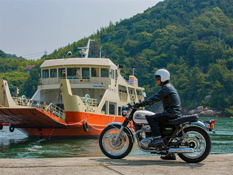 2026 Kawasaki W800 ABS in Tyngsboro, Massachusetts - Photo 18