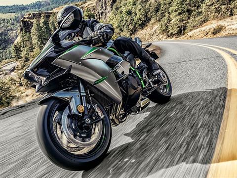 2026 Kawasaki Ninja H2 Carbon ABS in Tyngsboro, Massachusetts - Photo 6