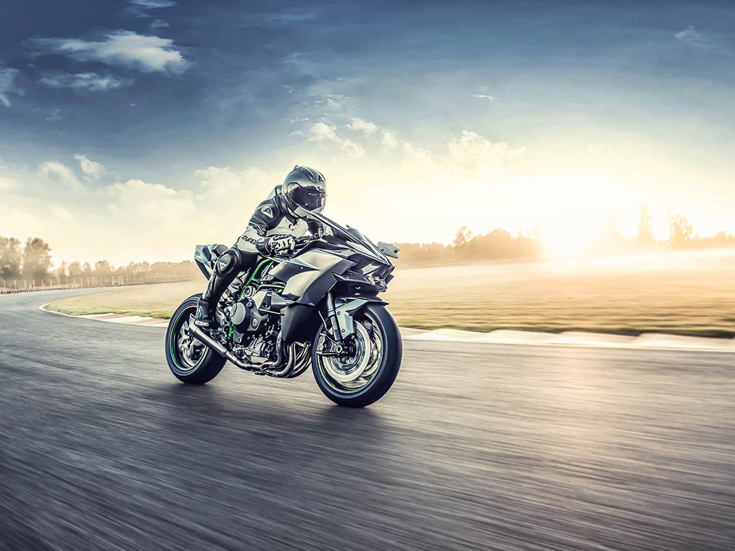 2026 Kawasaki Ninja H2 R ABS in Tyngsboro, Massachusetts - Photo 4