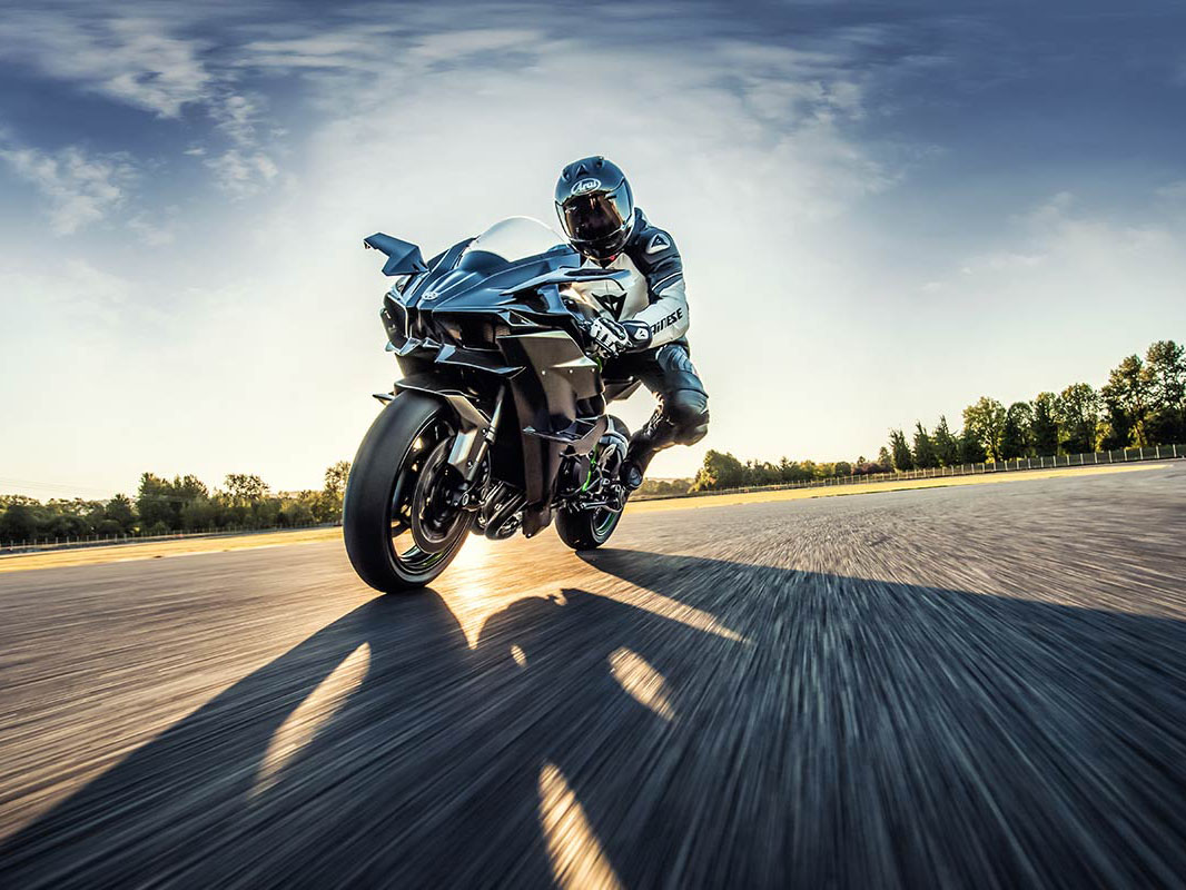 2026 Kawasaki Ninja H2 R ABS in Tyngsboro, Massachusetts - Photo 7
