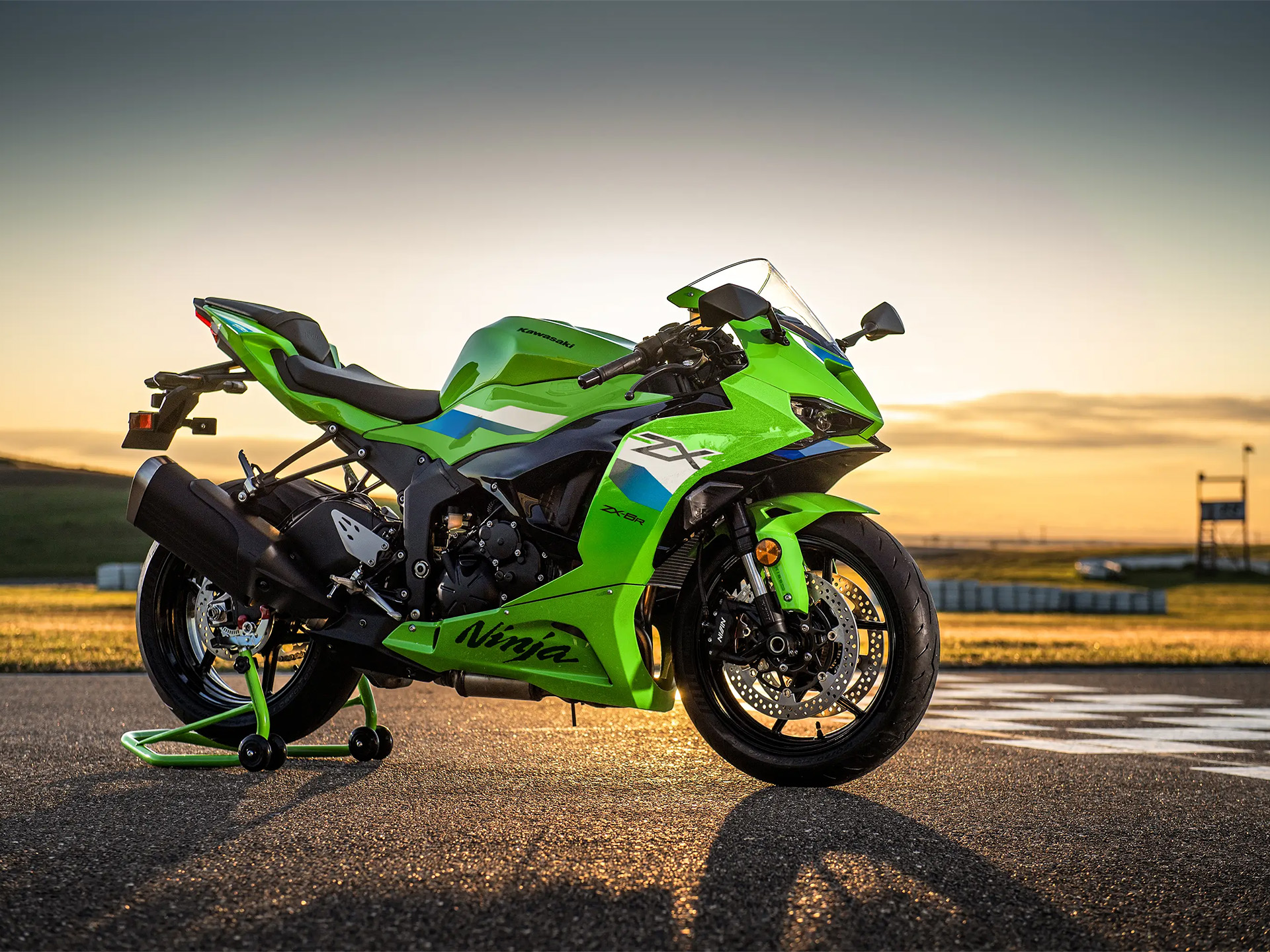 2026 Kawasaki Ninja ZX-6R in Huron, Ohio - Photo 4