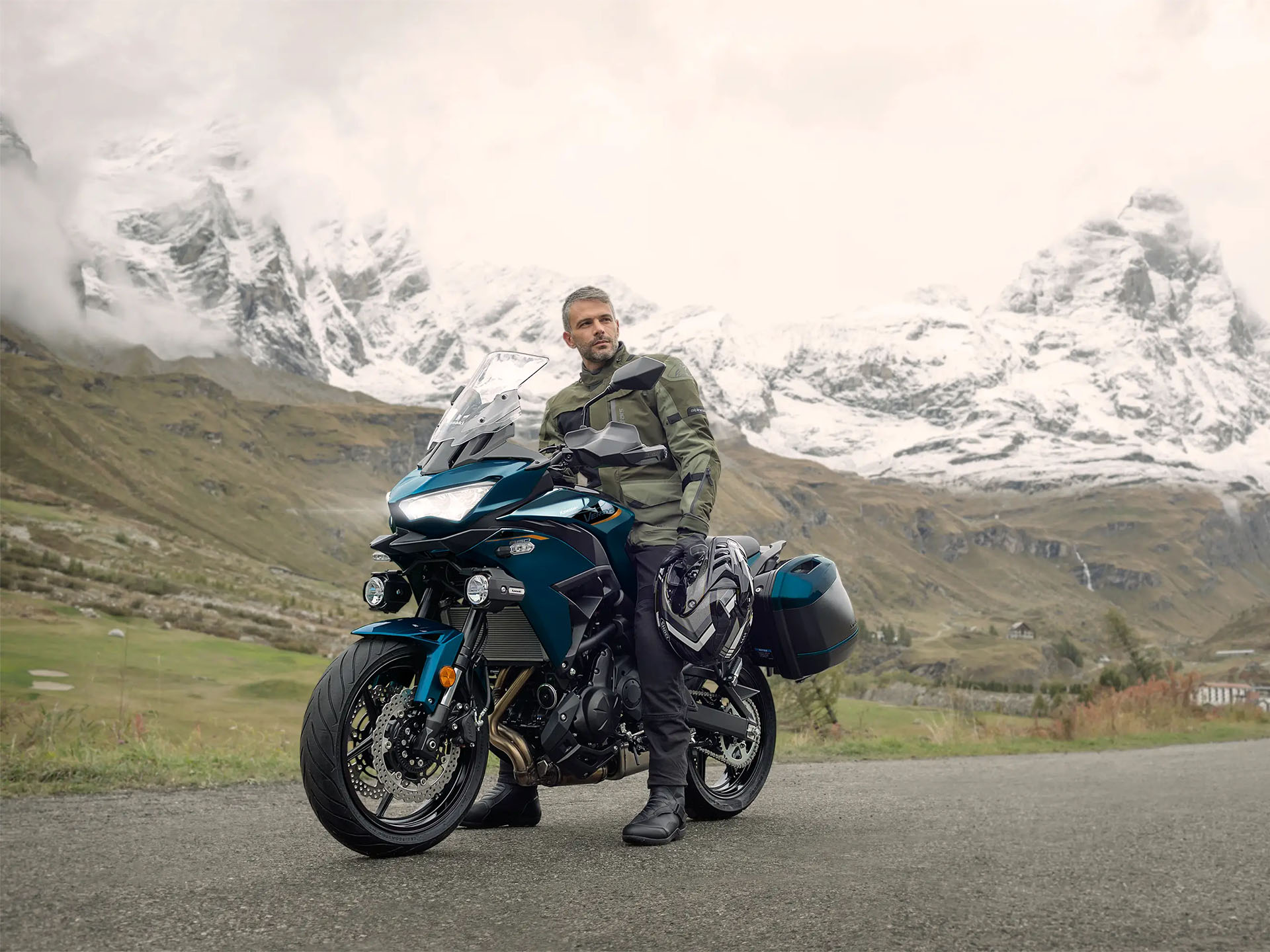 2026 Kawasaki Versys 650 LT ABS in Tyngsboro, Massachusetts - Photo 14