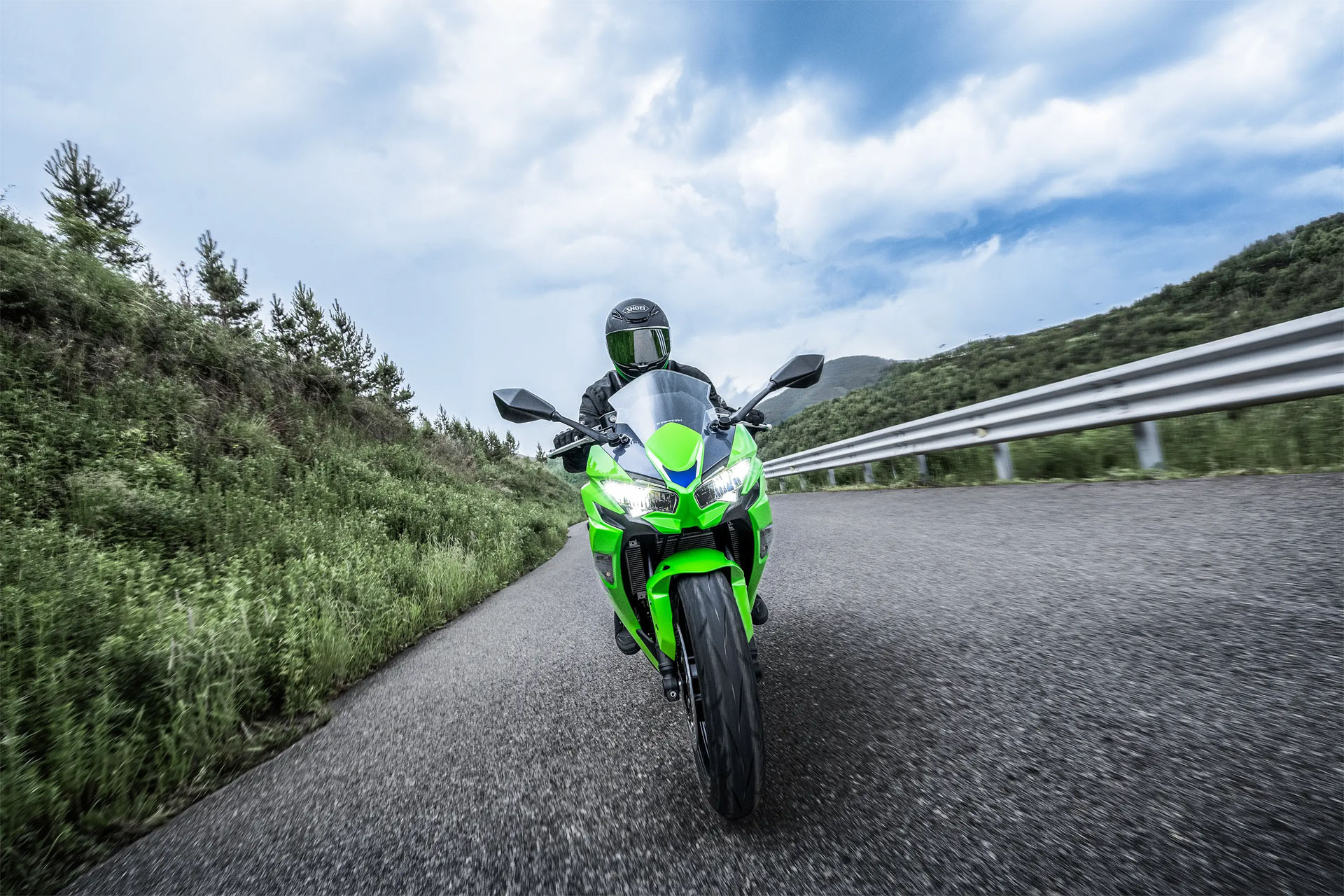 New 2027 Kawasaki NINJA® 650 ABS, Topeka KS | Specs, Price, Photos