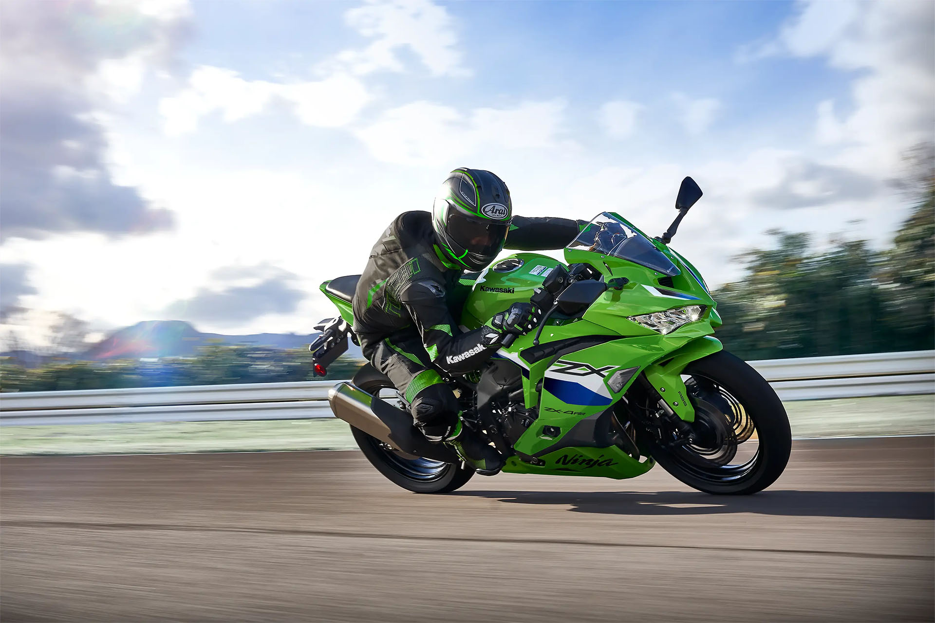 ❀R＊❀ 2027 Kawasaki NINJA® ZX™-4RR ABS Motorcycles Massillon Ohio