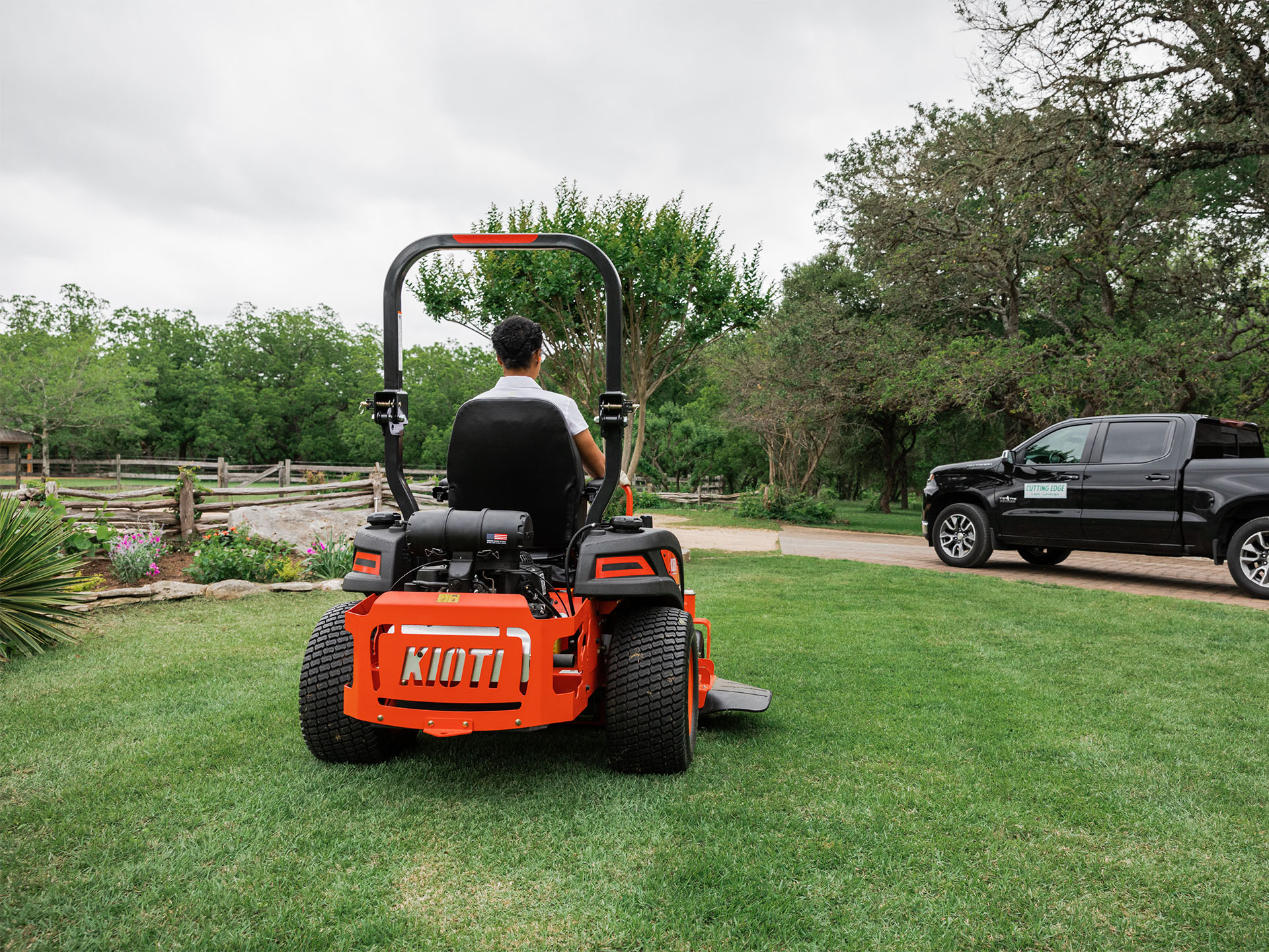 ②Ki Ki 2025 KIOTI ZXD 72 in. KIOTI 1.2L 3 Cylinder 24.5 hp Lawn