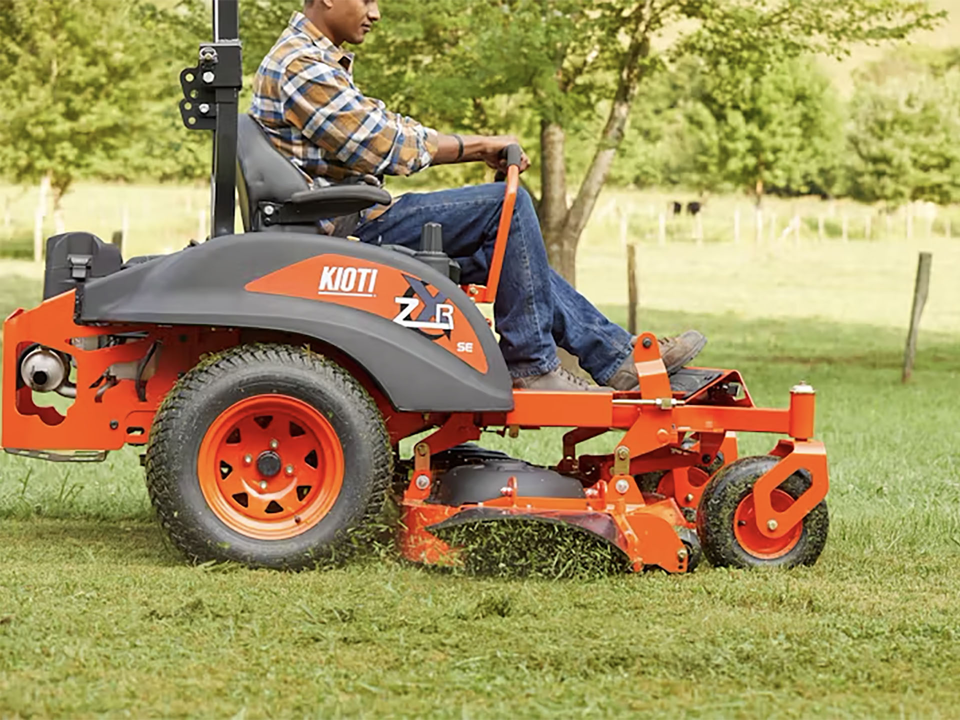 春新作の in. 48 LT ZXR KIOTI 2025 Kawasaki Mowers Lawn hp 22 FT691V 遊戯王OCG デュエルモンスターズ