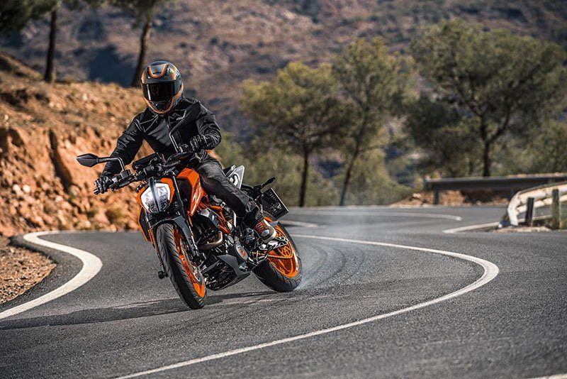 Ktm 390 duke 2019 price discount