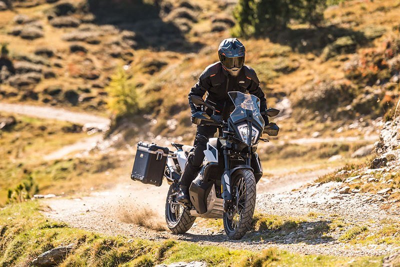 2020 KTM 790 Adventure 4