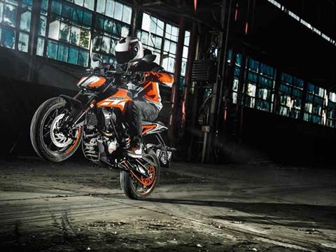 2020 KTM 200 Duke in The Dalles, Oregon - Photo 22