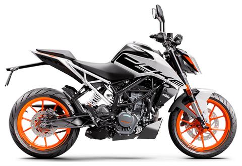 2020 KTM 200 Duke — photo 1 of 10