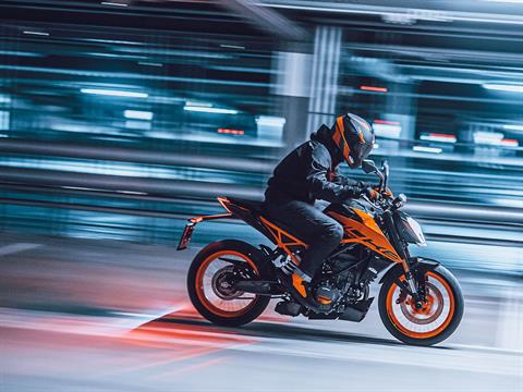 New 2023 KTM 200 Duke Topeka KS Specs Price Photos Orange C026006
