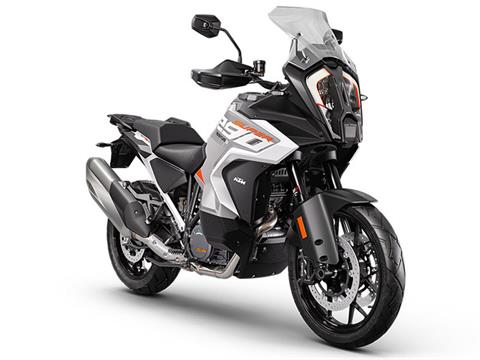 2024 KTM 1290 Super Adventure S in Whiteland, Indiana - Photo 3