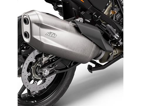 2024 KTM 1290 Super Adventure S in Whiteland, Indiana - Photo 7