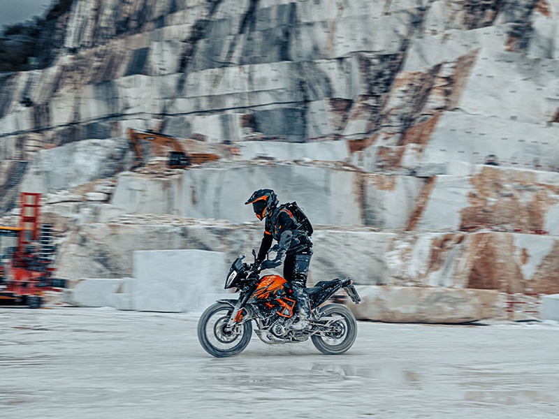 2024 KTM 390 Adventure in Marietta, Ohio - Photo 17