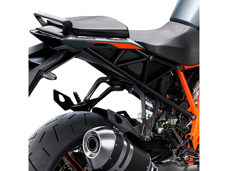 2024 KTM 1290 Super Duke GT in Marietta, Ohio - Photo 8