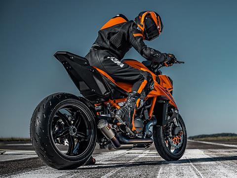 New 2024 KTM 1390 Super Duke R EVO Orange Motorcycles in Austin TX