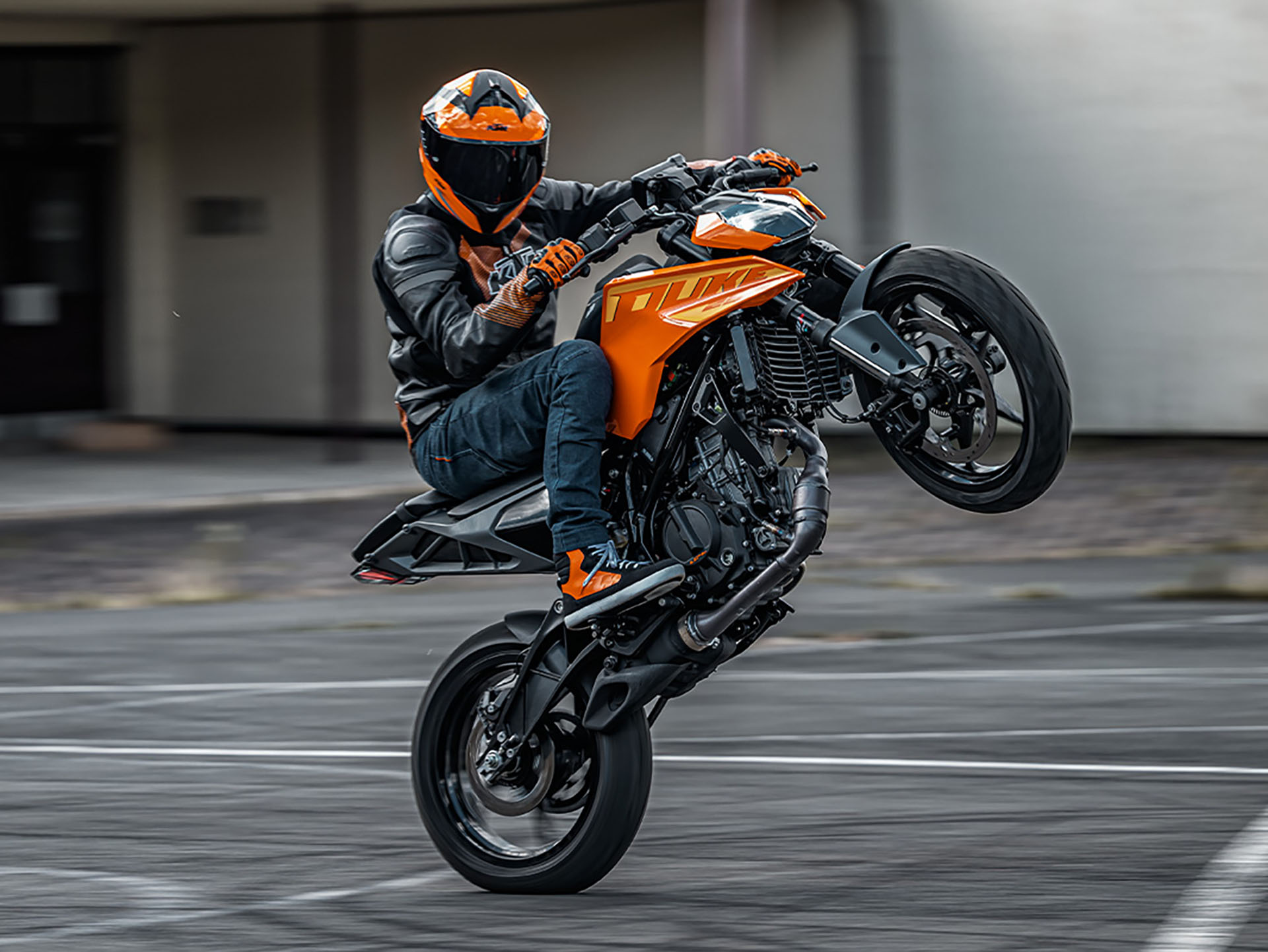2024 KTM 250 Duke in Topeka, Kansas - Photo 16