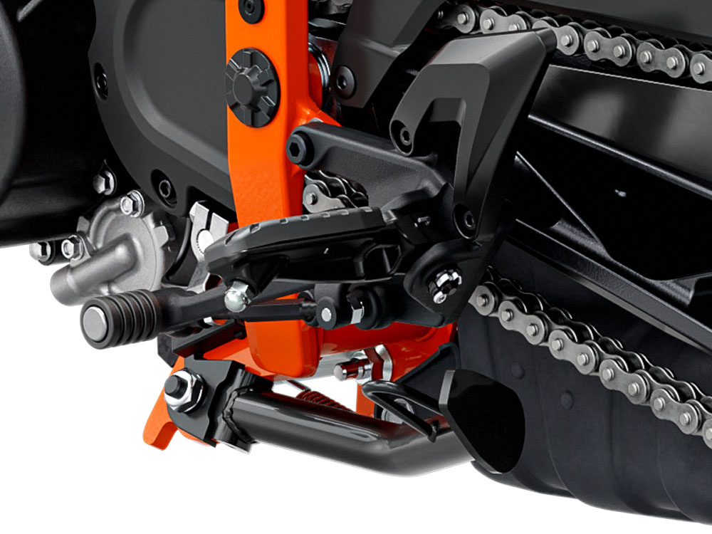 2024 KTM 390 Duke in Athens, Ohio - Photo 12