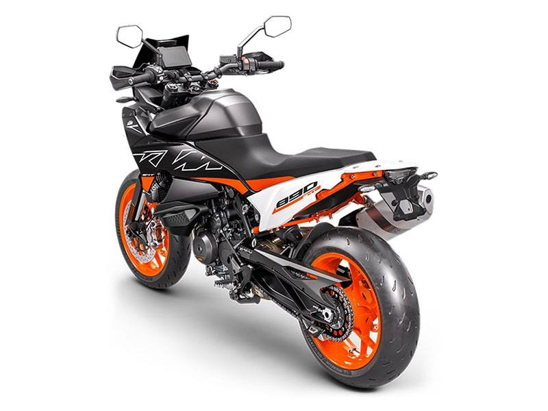 2024 KTM 890 SMT in The Dalles, Oregon - Photo 7
