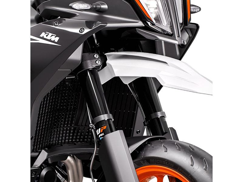 2024 KTM 890 SMT in The Dalles, Oregon - Photo 14