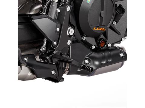 2024 KTM 990 Duke in Topeka, Kansas - Photo 10