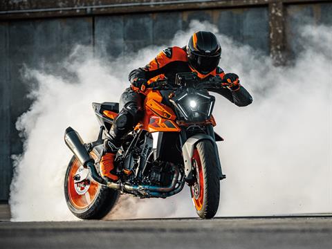 2024 KTM 990 Duke in Topeka, Kansas - Photo 12