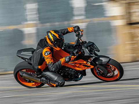 2024 KTM 990 Duke in Topeka, Kansas - Photo 13