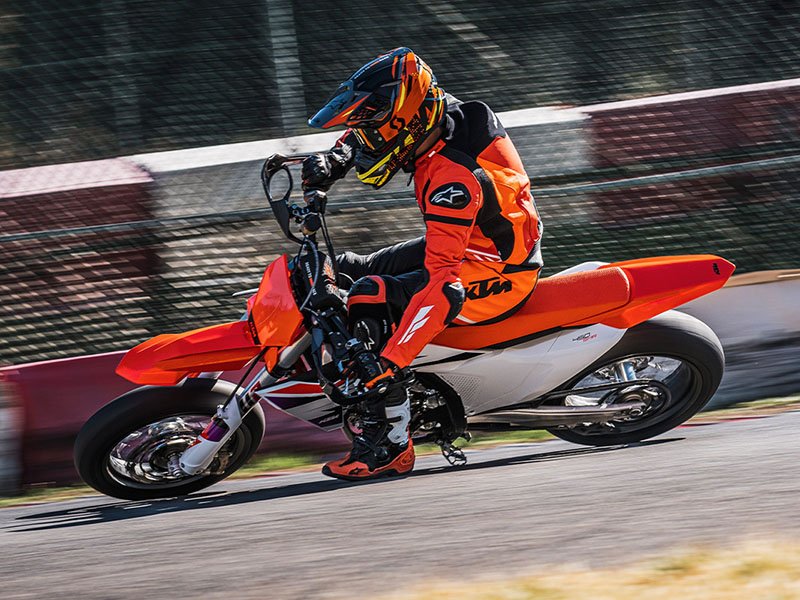 2024 KTM 450 SMR in North Mankato, Minnesota - Photo 15