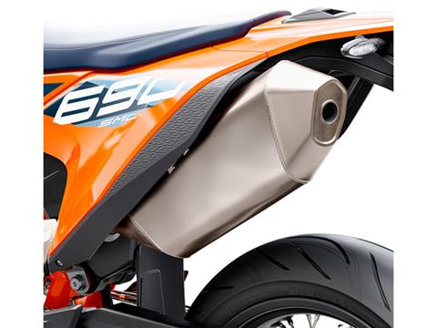 2024 KTM 690 SMC R in Marietta, Ohio - Photo 10