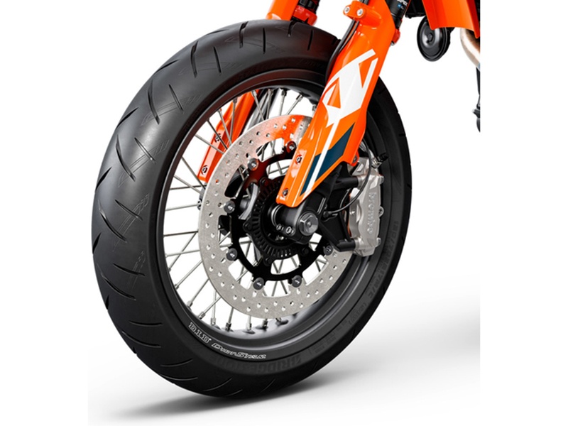 2024 KTM 690 SMC R in Marietta, Ohio - Photo 15