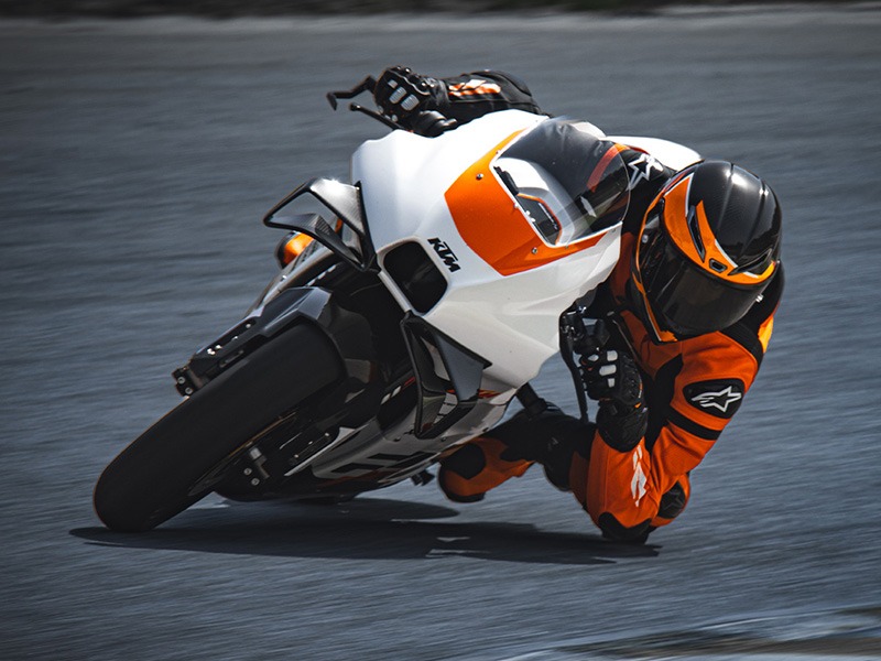 2024 KTM RC 8C in Marietta, Ohio - Photo 18