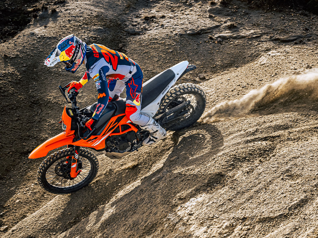 2025 KTM 390 Enduro R in Marietta, Ohio - Photo 16