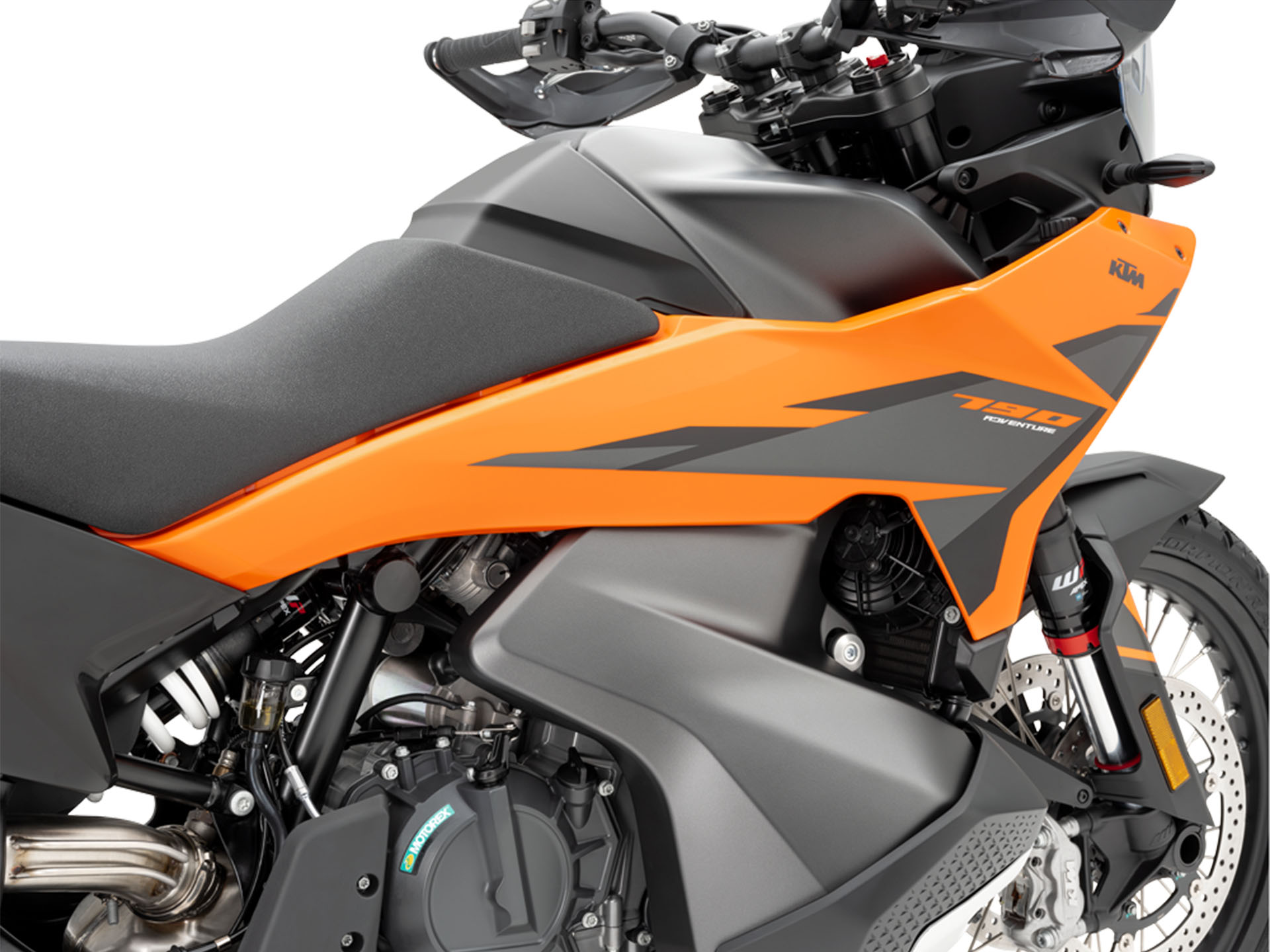 2025 KTM 790 Adventure in Topeka, Kansas - Photo 4