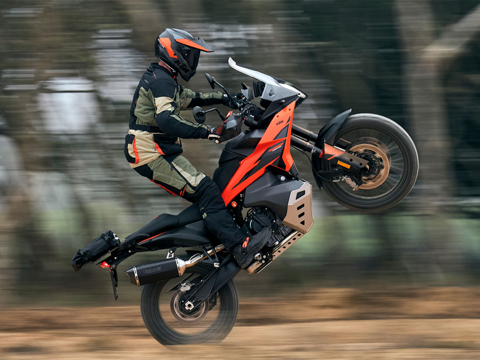 2025 KTM 790 Adventure in Topeka, Kansas - Photo 9