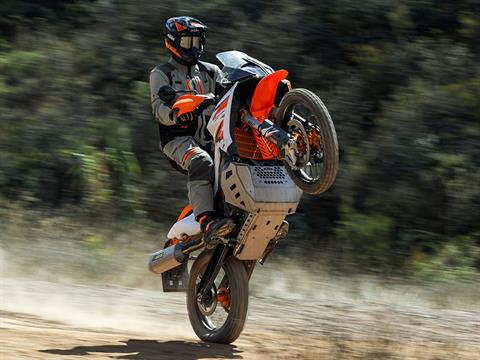 2025 KTM 890 Adventure R in The Dalles, Oregon - Photo 9