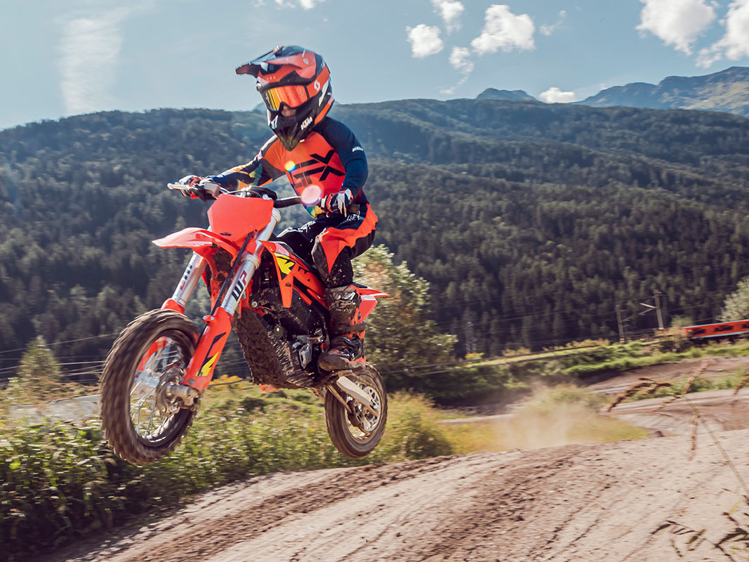 2025 KTM SX-E 5 in Marietta, Ohio - Photo 16